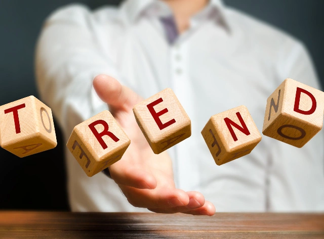 Изображение мужчины на баннере