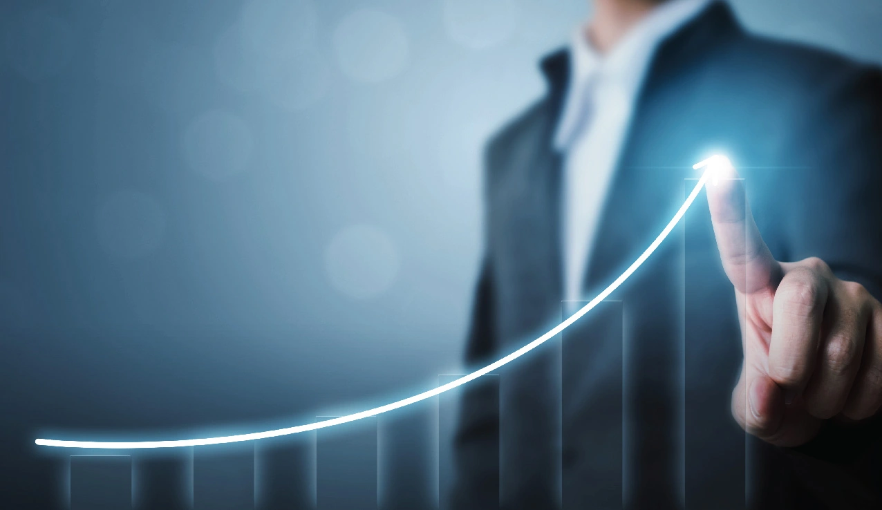 Изображение мужчины на баннере