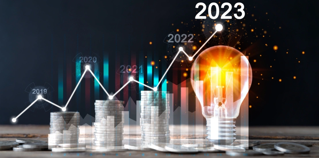 Изображение мужчины на баннере