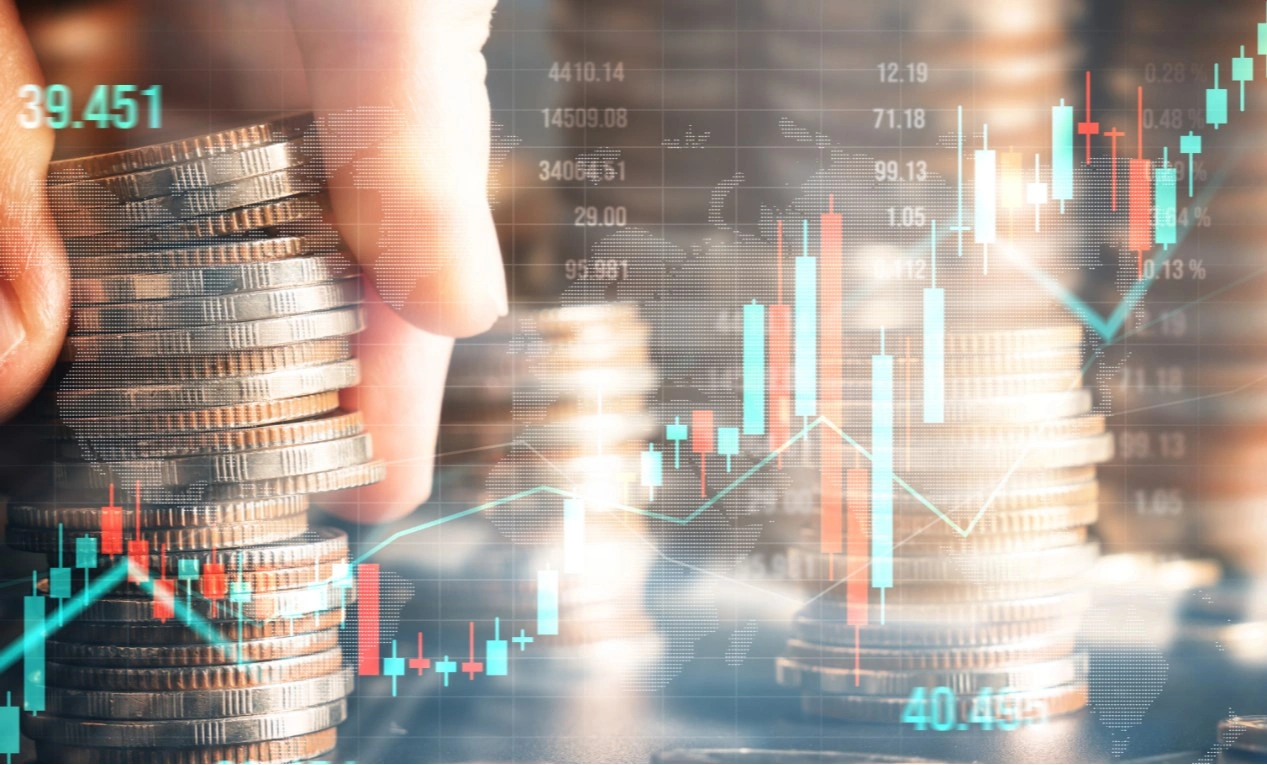 Изображение мужчины на баннере