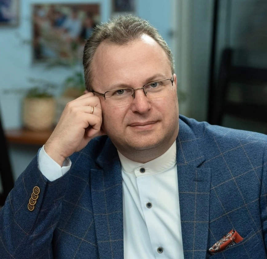 Алексей Бачеров